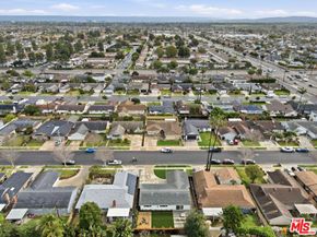 19891 Gloucester Lane, Huntington Beach CA 92646