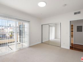 616 S Wilton Place 201, Los Angeles CA 90005