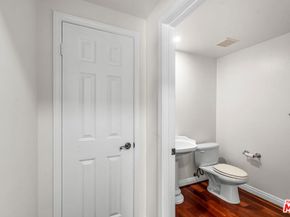 616 S Wilton Place 201, Los Angeles CA 90005