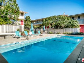 350 N Clybourn Avenue 36, Toluca Lake CA 91505