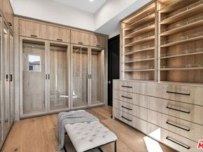 11340 Regent Street, Los Angeles CA 90066