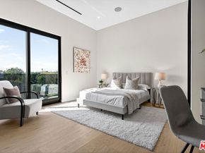 11340 Regent Street, Los Angeles CA 90066