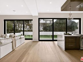 11340 Regent Street, Los Angeles CA 90066