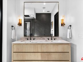 11340 Regent Street, Los Angeles CA 90066