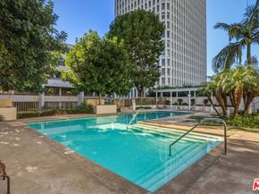 121 S Hope Street 334, Los Angeles CA 90012