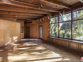 2716 Nichols Canyon Road, Los Angeles CA 90046