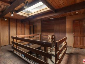 2716 Nichols Canyon Road, Los Angeles CA 90046