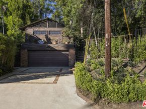 2716 Nichols Canyon Road, Los Angeles CA 90046