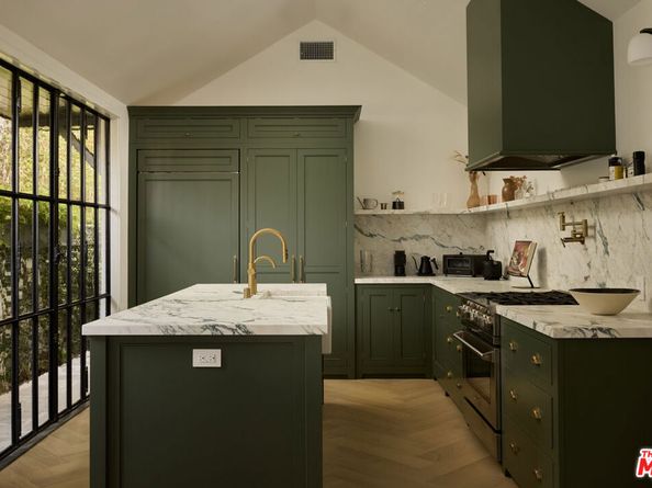 1720 Washington Way, Venice CA 90291