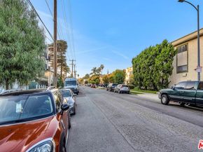 4361 Berryman Avenue 11, Los Angeles CA 90066