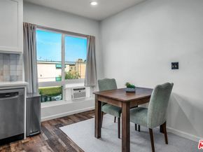 4361 Berryman Avenue 11, Los Angeles CA 90066