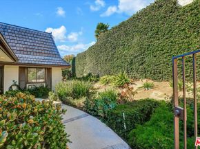 441 Audraine Drive, Glendale CA 91202