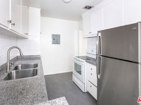 1010 S Bedford Street, Los Angeles CA 90035