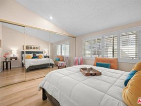 5951 Canterbury Drive 20, Culver City CA 90230