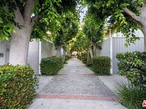 5951 Canterbury Drive 20, Culver City CA 90230