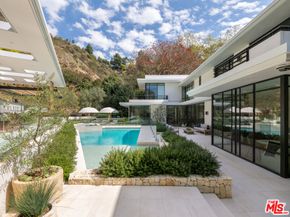 9509 Heather Road, Beverly Hills CA 90210