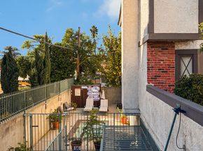 11940 Weddington Street 17, Valley Village CA 91607