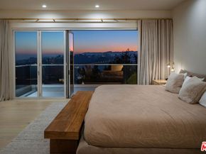 1557 Tower Grove Drive, Beverly Hills CA 90210