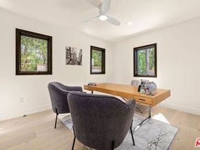 1565 Murray Circle, Los Angeles CA 90026