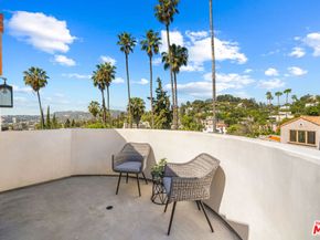 1565 Murray Circle, Los Angeles CA 90026