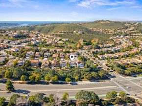 7114 Sitio Destino, Carlsbad CA 92009