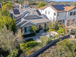 7114 Sitio Destino, Carlsbad CA 92009