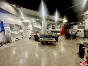 2183 Sunset Plaza Drive, Los Angeles CA 90069