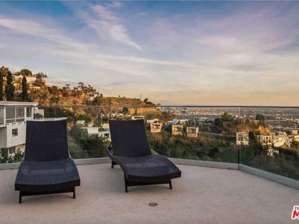 2183 Sunset Plaza Drive, Los Angeles CA 90069