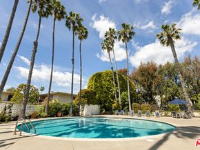 289 S Barrington Avenue A307, Los Angeles CA 90049