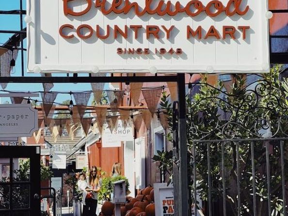 289 S Barrington Avenue A307, Los Angeles CA 90049