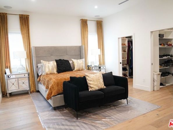 5611 S Sherbourne Drive, Los Angeles CA 90056