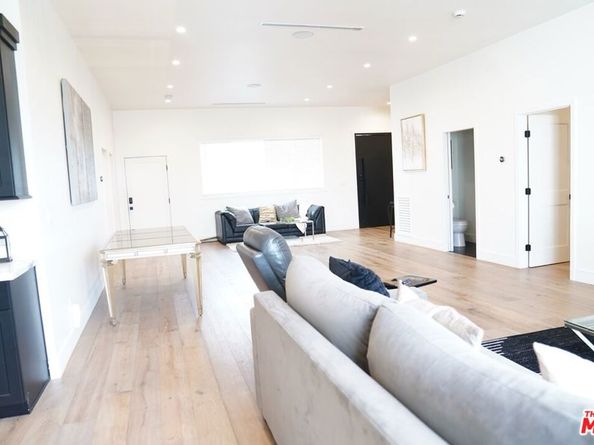 5611 S Sherbourne Drive, Los Angeles CA 90056