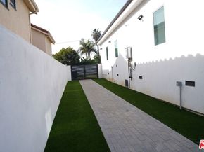 5611 S Sherbourne Drive, Los Angeles CA 90056