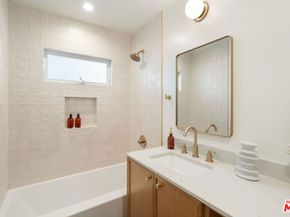 4257 Angeles Vista Boulevard, Los Angeles CA 90008