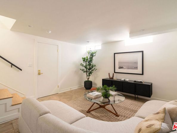 4257 Angeles Vista Boulevard, Los Angeles CA 90008