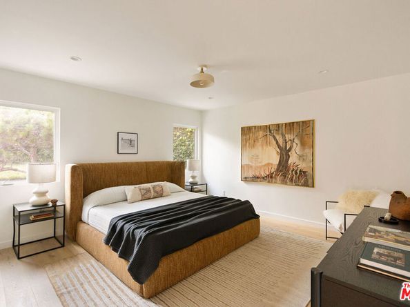 4257 Angeles Vista Boulevard, Los Angeles CA 90008