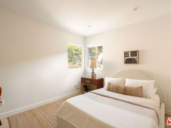 4257 Angeles Vista Boulevard, Los Angeles CA 90008