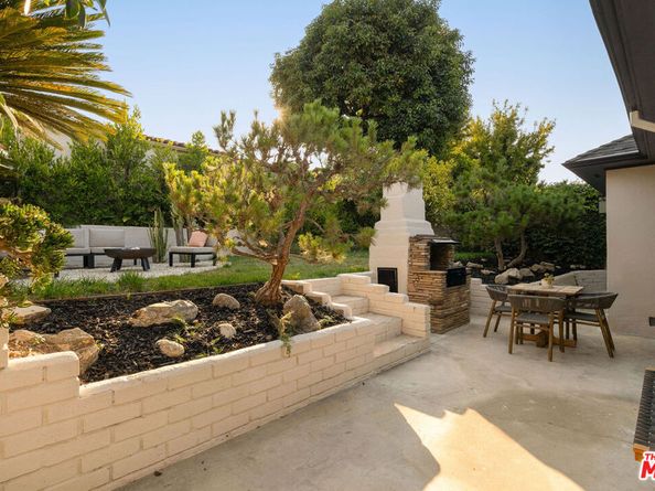 4257 Angeles Vista Boulevard, Los Angeles CA 90008