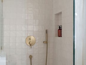 4257 Angeles Vista Boulevard, Los Angeles CA 90008