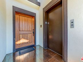 10611 Ashton Avenue 1, Los Angeles CA 90024