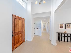 10611 Ashton Avenue 1, Los Angeles CA 90024
