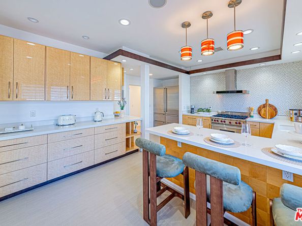 10611 Ashton Avenue 1, Los Angeles CA 90024