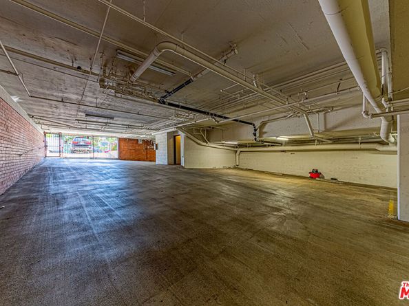 10611 Ashton Avenue 1, Los Angeles CA 90024