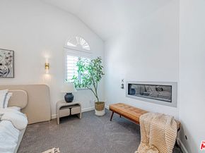 10611 Ashton Avenue 1, Los Angeles CA 90024