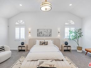 10611 Ashton Avenue 1, Los Angeles CA 90024
