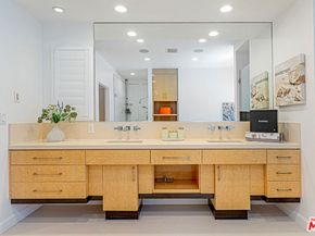10611 Ashton Avenue 1, Los Angeles CA 90024