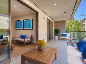 411 S Hamel Road 306, Los Angeles CA 90048