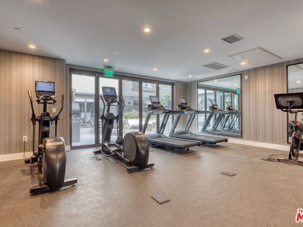 411 S Hamel Road 306, Los Angeles CA 90048