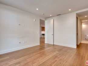411 S Hamel Road 306, Los Angeles CA 90048