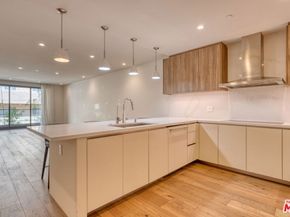 411 S Hamel Road 306, Los Angeles CA 90048